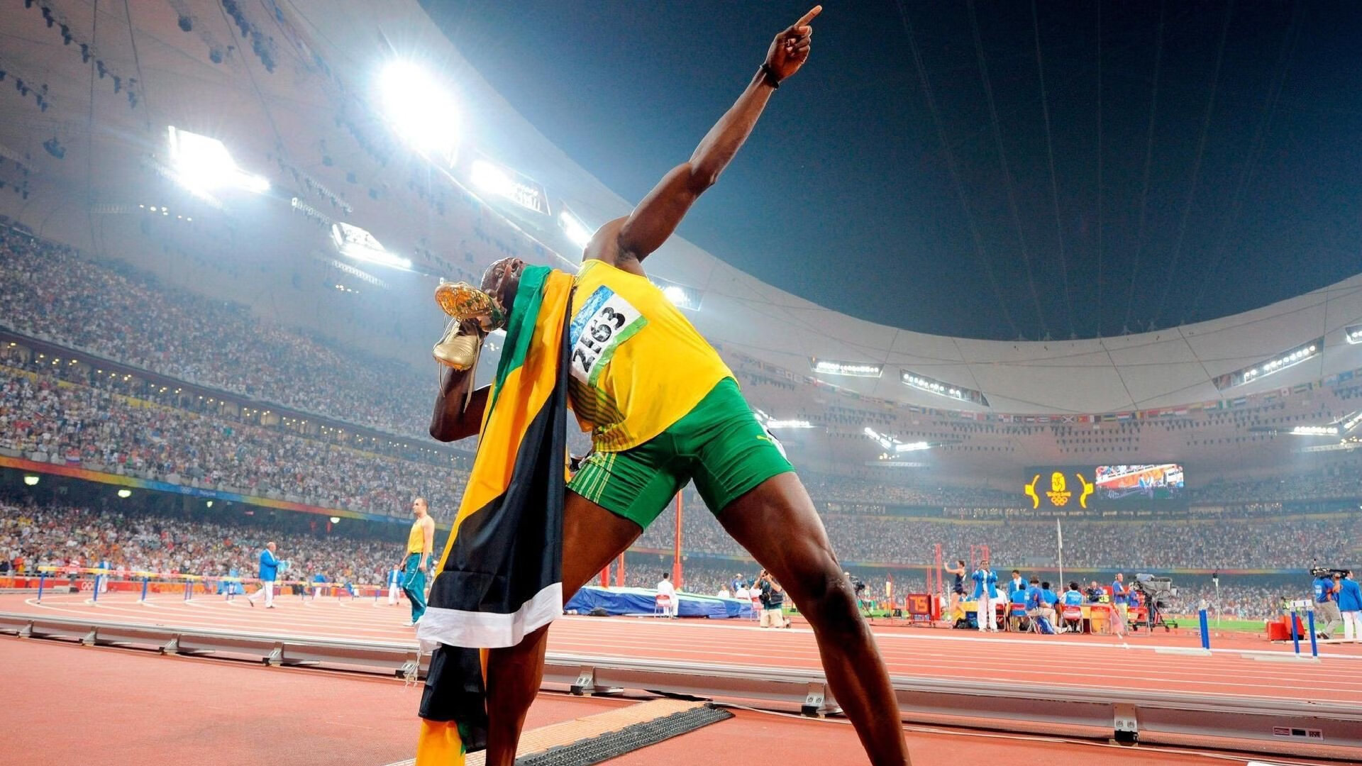 旧体育馆告别赛 众多老运动员与观众回忆青春